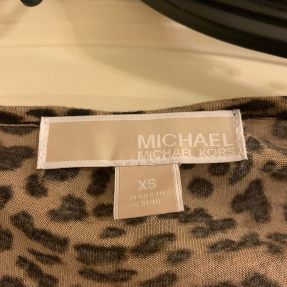 Michael Kors leopard scoop neck shirt - Picture 3 of 3